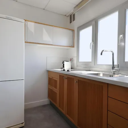 Phaedrus Living Mini Art House Pollock Апартаменты